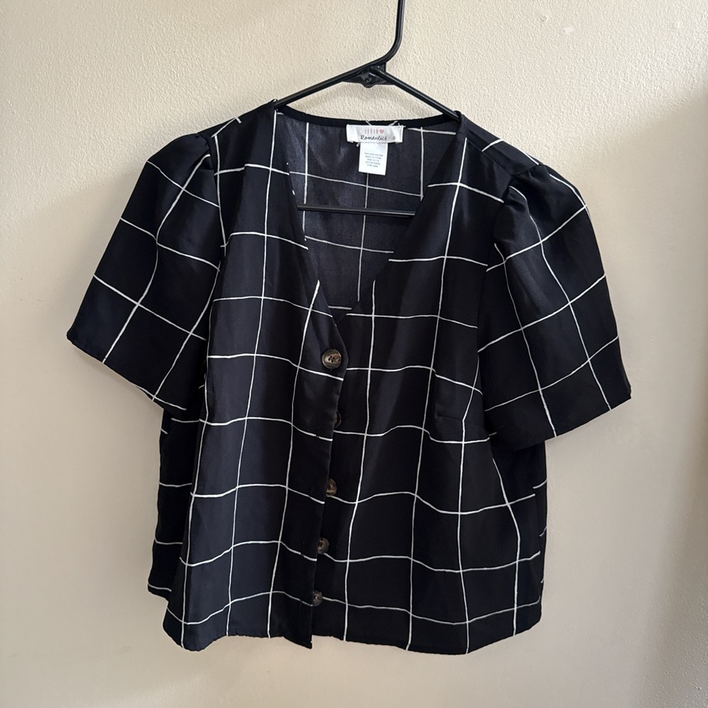 URBAN Romantics Black and White Checkered Blouse
